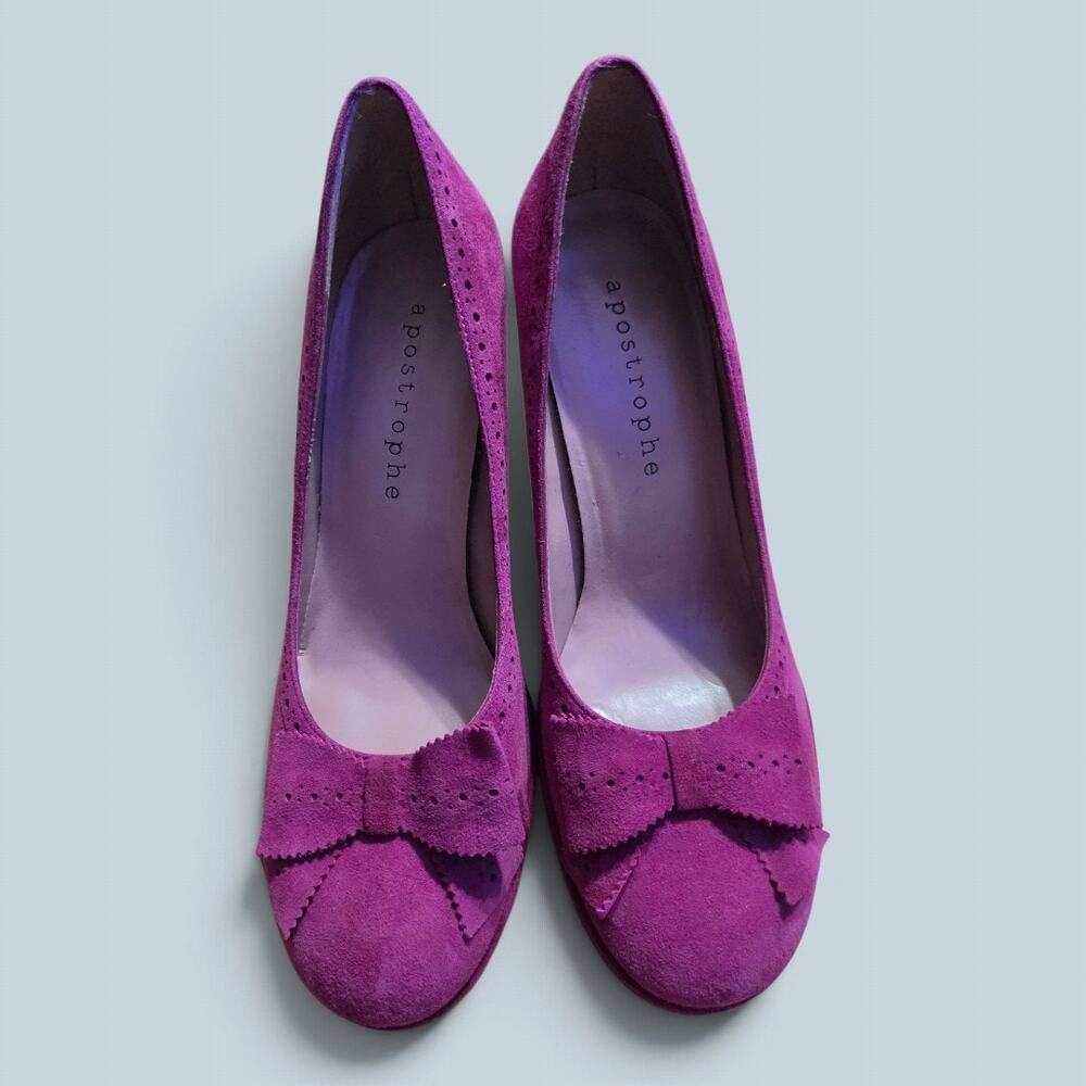 Apostrophe KYSA Pink Suede Bow Pumps Heels Womens 6M Retro Style